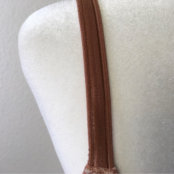 Victoria's Secret Angel Light Lightly Lined Full Coverage Animal Print Bra 32DD - Picture 2 of 10